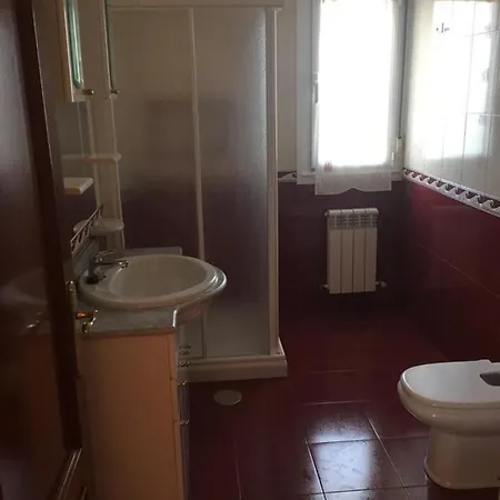 Casina Meri Holiday home Pisones