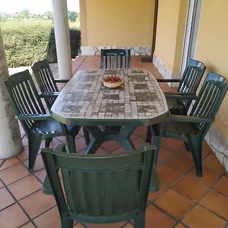 Semesterbostad Casina Meri *